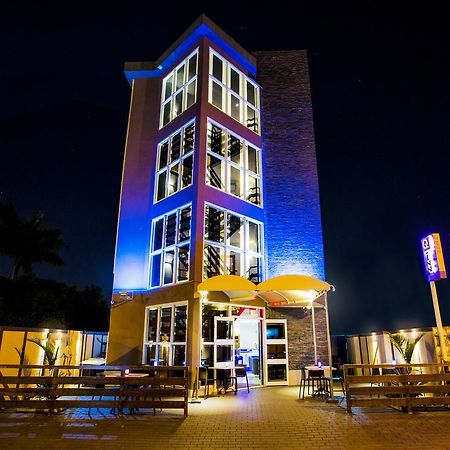 Q-Inn Boutique Hotel Paramaribo Exteriör bild