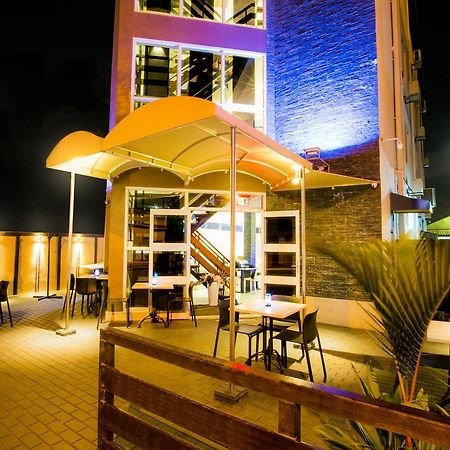 Q-Inn Boutique Hotel Paramaribo Exteriör bild